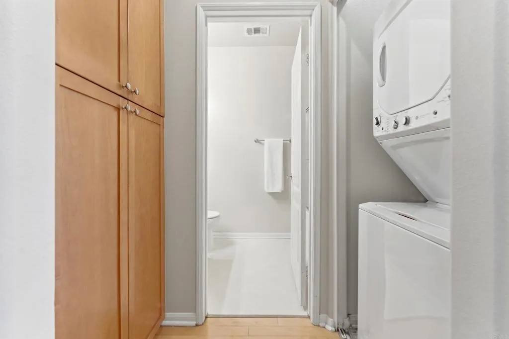 https://cdn.realtyfeed.com/cdn/127/307067643/93723e5cd7874a636bfdd24b50deb345.webp
