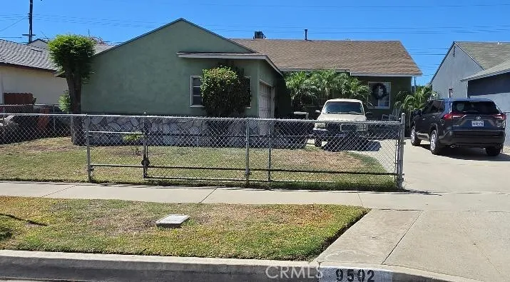 Downey, CA 90240