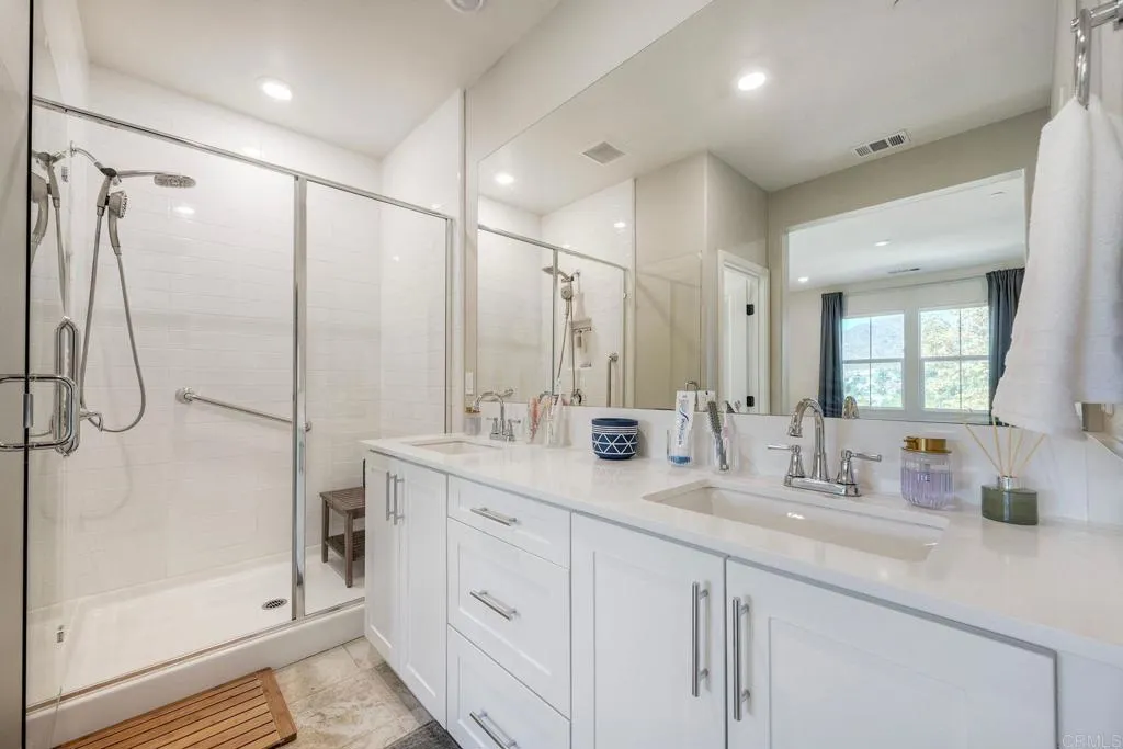 https://cdn.realtyfeed.com/cdn/127/307067658/815a1bd953db4adea08ff75f0fef37c7.webp