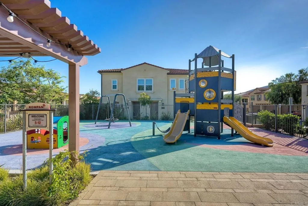 https://cdn.realtyfeed.com/cdn/127/307067658/ce3502e79653647404250fef7ce6c8a3.webp