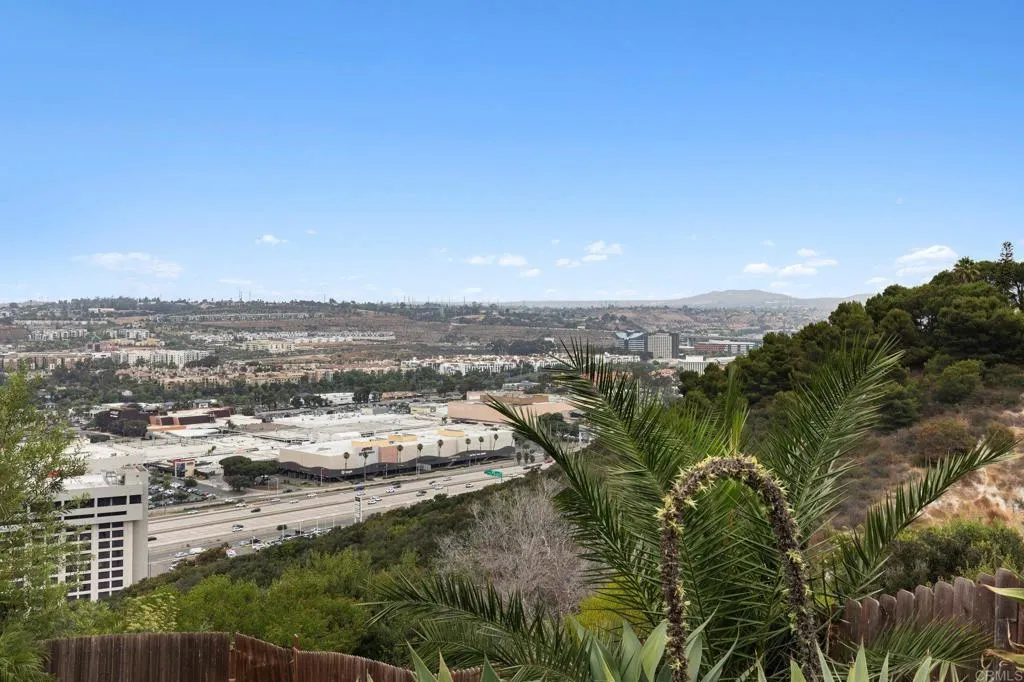 https://cdn.realtyfeed.com/cdn/127/307067660/1b0dcfc51f262be3d9268cf37363f0d2.webp
