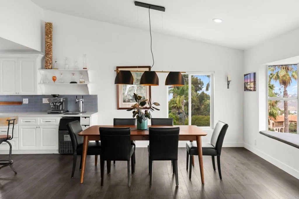 https://cdn.realtyfeed.com/cdn/127/307067660/9f075094016e9ee0cbe7b6bd9d2d46da.webp
