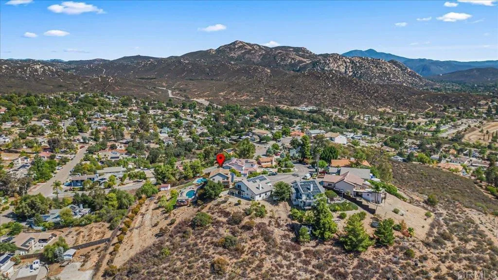 https://cdn.realtyfeed.com/cdn/127/307067661/10f58b91099899c5d924339be8d8b9dc.webp