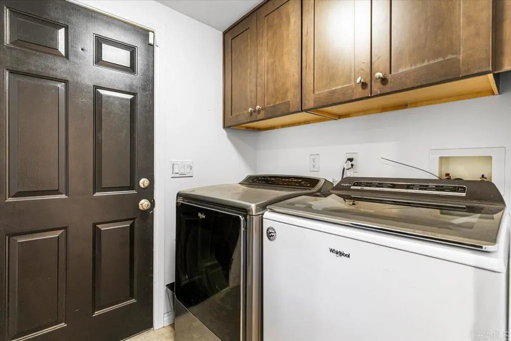 https://cdn.realtyfeed.com/cdn/127/307067661/643cb27a8d57264556795dcc1e21abea.webp