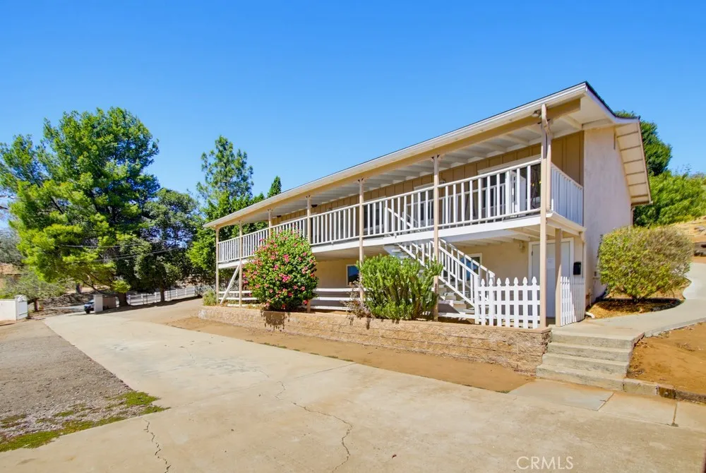 https://cdn.realtyfeed.com/cdn/127/307067672/5b513d676643f3361bbb8f3187a9a1d2.webp