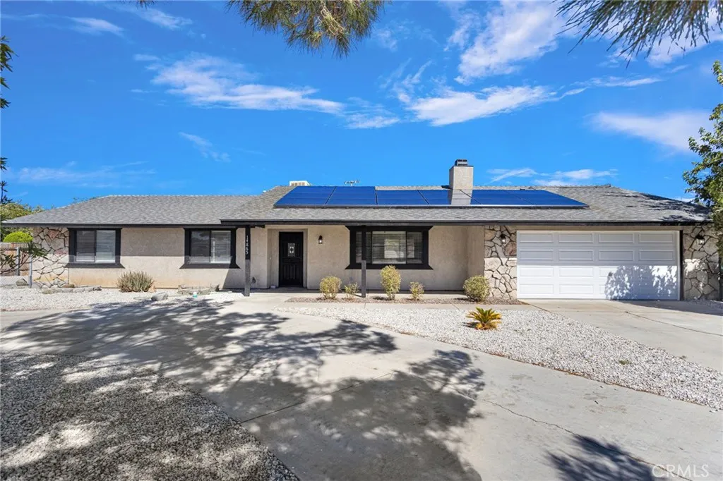 Apple Valley, CA 92307