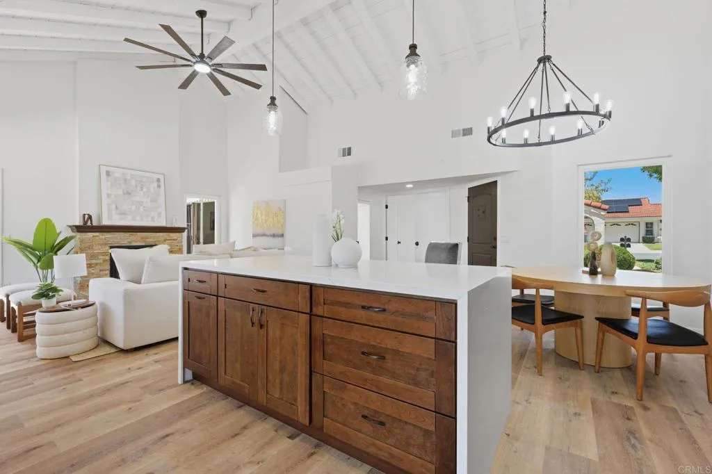 https://cdn.realtyfeed.com/cdn/127/307067707/2ea42f62c5a3fc5ad778b26272efd580.webp