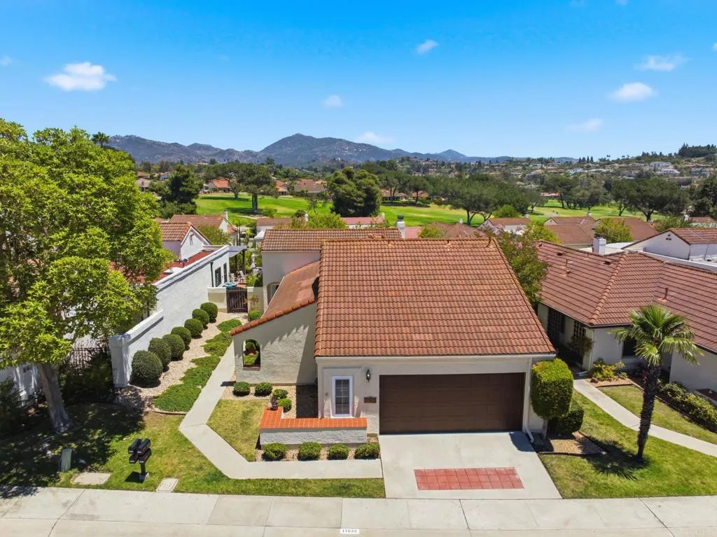 https://cdn.realtyfeed.com/cdn/127/307067707/50af60d502650b83b7c250351c8c6b7b.webp