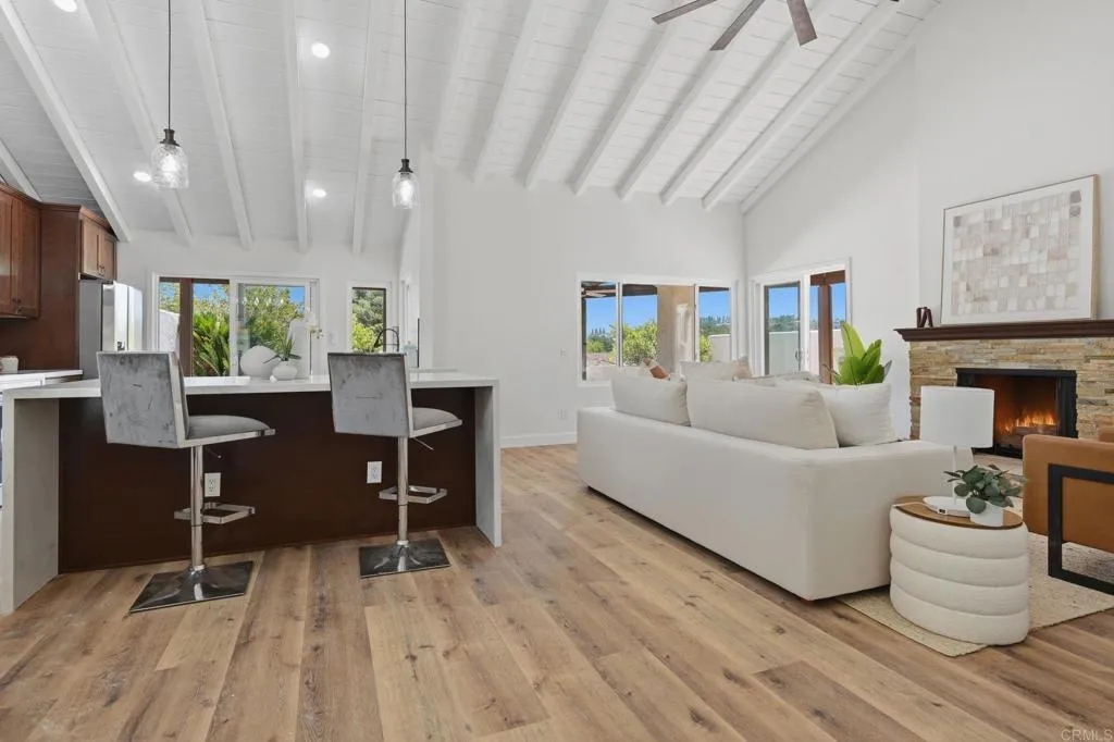 https://cdn.realtyfeed.com/cdn/127/307067707/bb2f9af8a0f296309453455e40b55f7f.webp