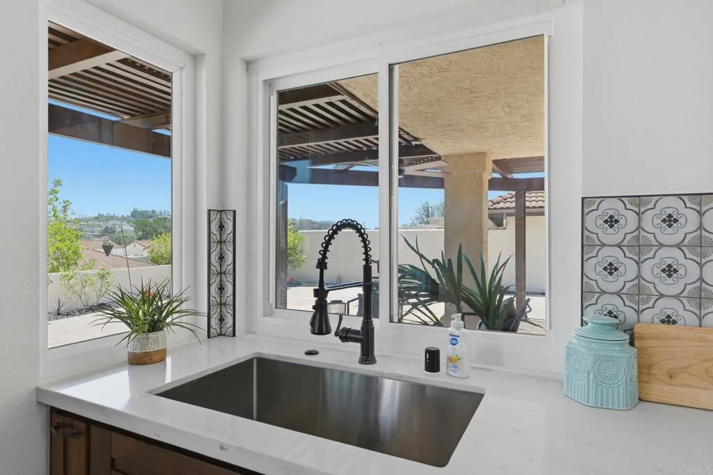 https://cdn.realtyfeed.com/cdn/127/307067707/ec065cd4e44cf2c0f15ea2805ceab8a4.webp