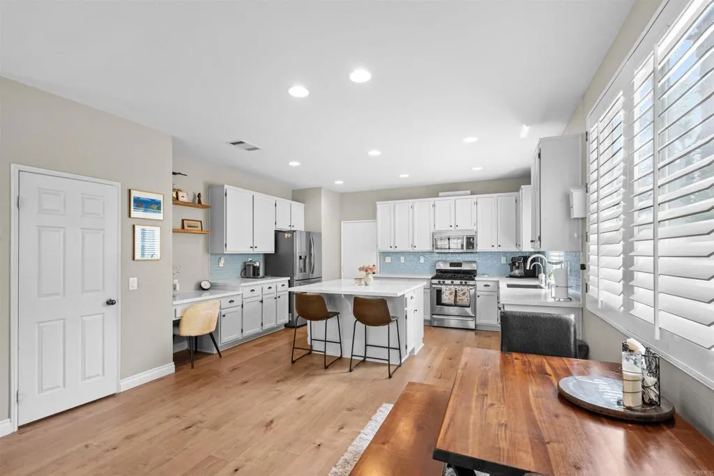 3259 Canyon View Drive, Oceanside, CA 92058