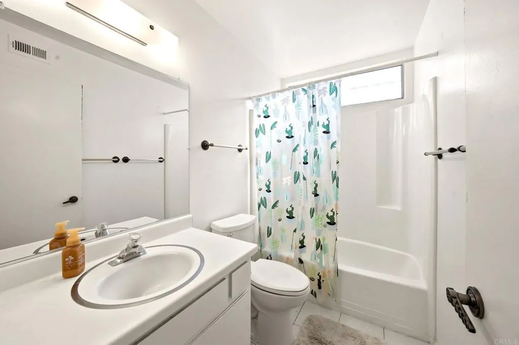 https://cdn.realtyfeed.com/cdn/127/307067752/1c7325b87d76bbbf736f2250a533f019.webp