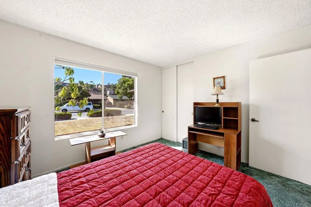 https://cdn.realtyfeed.com/cdn/127/307067752/9ba88c2dc0a4a5bbd7d9fded81fabaea.webp