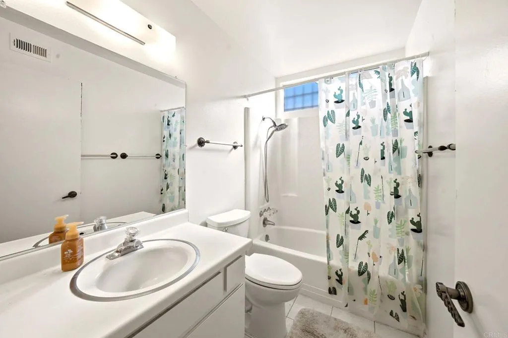 https://cdn.realtyfeed.com/cdn/127/307067752/ebaa6522bb8d867ce82be6431e53d76d.webp