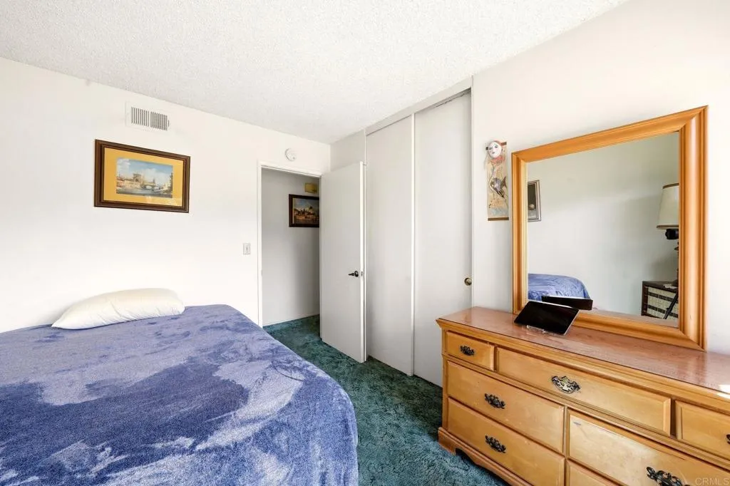 https://cdn.realtyfeed.com/cdn/127/307067752/f1affc3d7429c70c9c09ad75efca1cfc.webp