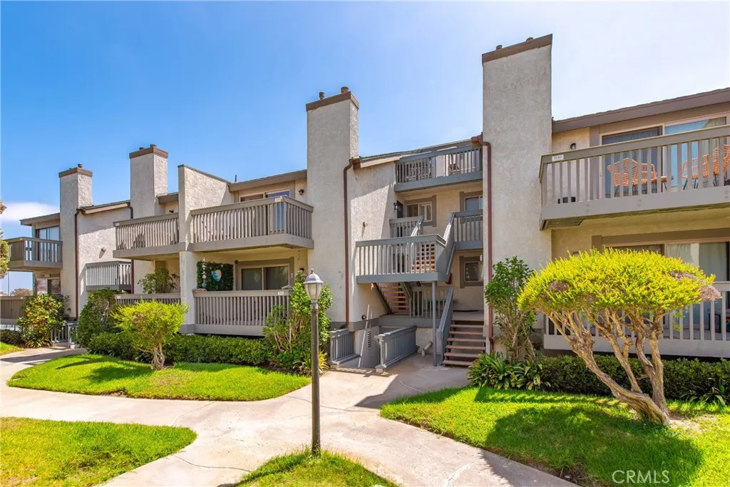 3142 Sunset Lane