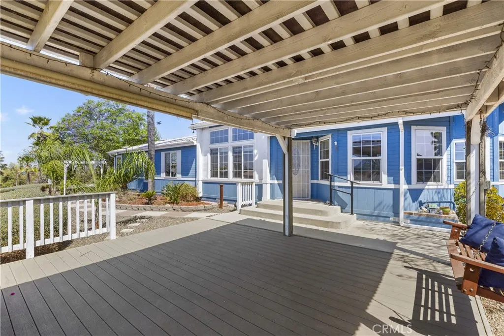 https://cdn.realtyfeed.com/cdn/127/307067854/0fcd02f47dd547adb7b4e1d265e68476.webp