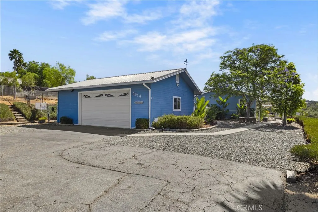 https://cdn.realtyfeed.com/cdn/127/307067854/83e6e4010f580e0a960a0b8d2692bdb7.webp