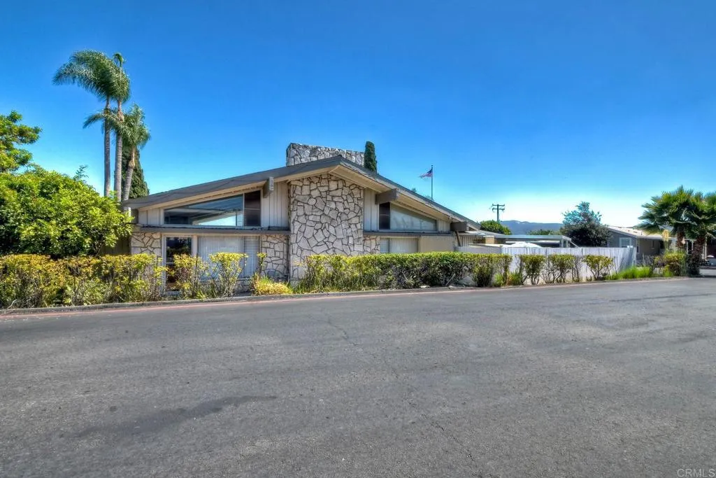 https://cdn.realtyfeed.com/cdn/127/307067888/205a7cc1928be246e7c3bcd97a67392b.webp
