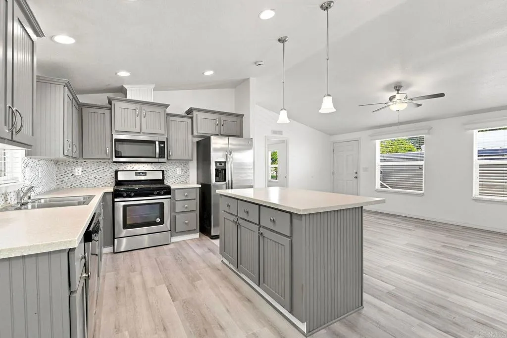 https://cdn.realtyfeed.com/cdn/127/307067888/3fa8669c46fa37e6fa71acff0379de75.webp