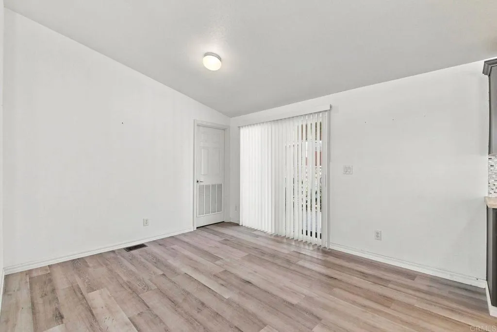 https://cdn.realtyfeed.com/cdn/127/307067888/71972f86dd8d360478ceeae5183bab08.webp