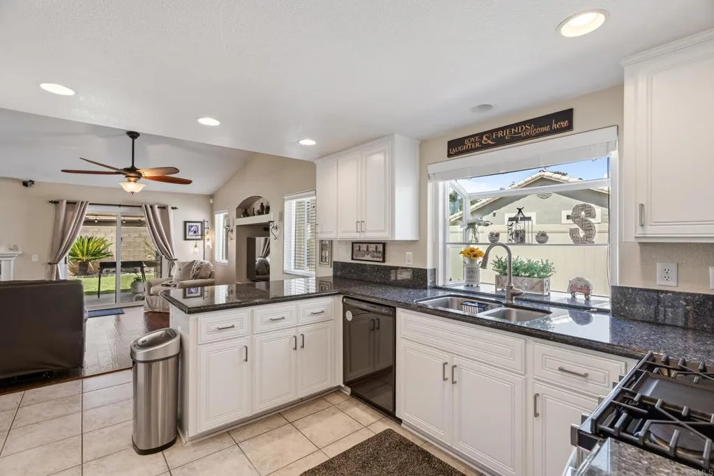 https://cdn.realtyfeed.com/cdn/127/307067922/2dffb748cce9869fd65906a747082b8e.webp