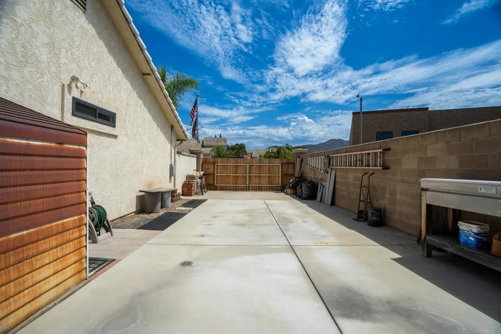 https://cdn.realtyfeed.com/cdn/127/307067922/4be3a7122967444b8ca9a931fb9b8c2c.webp