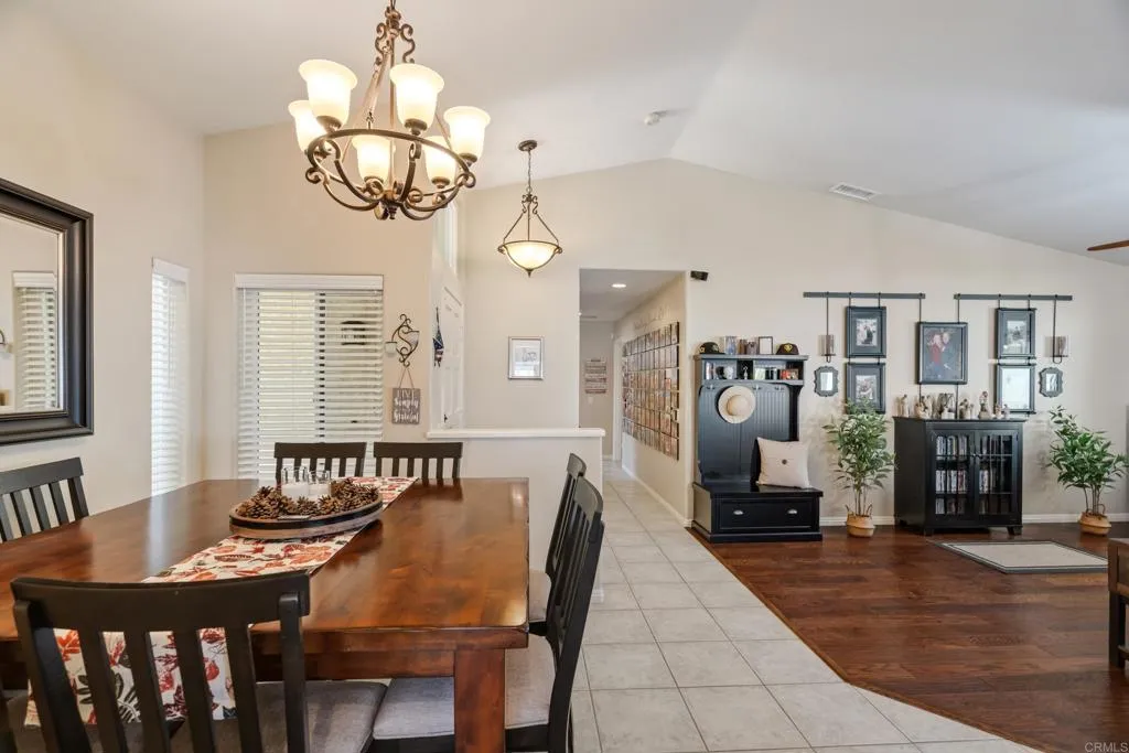 https://cdn.realtyfeed.com/cdn/127/307067922/a61781e1fe6313770809c3f3e16df62f.webp