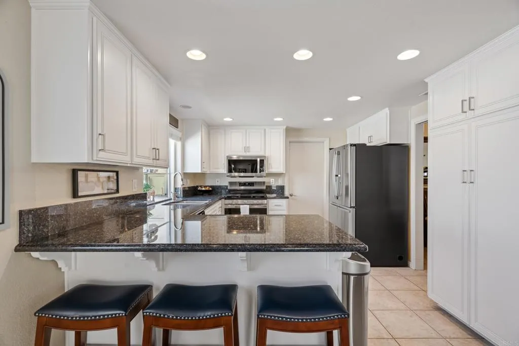 https://cdn.realtyfeed.com/cdn/127/307067922/fb515ae19919f75b17cf7902614bfe29.webp