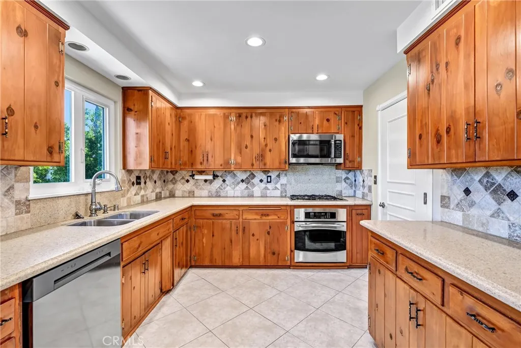 https://cdn.realtyfeed.com/cdn/127/307067976/14aac81d7c850a2320823db909c53211.webp
