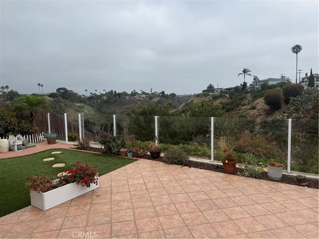 https://cdn.realtyfeed.com/cdn/127/307067976/5bfd12faf134dc865b42e0656aee9669.webp