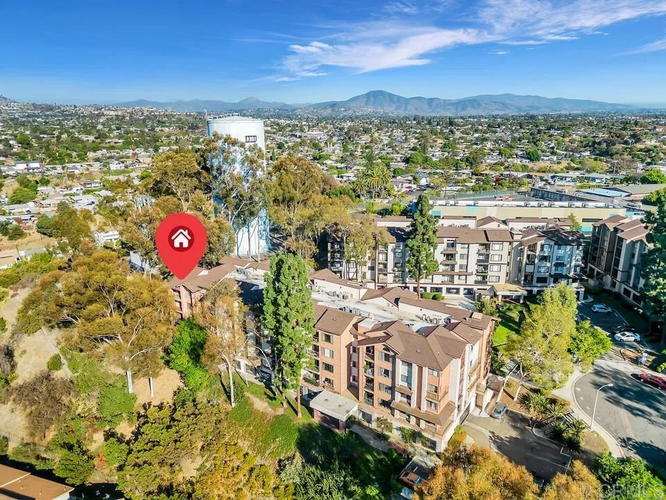 https://cdn.realtyfeed.com/cdn/127/307068012/21483530090be29ac47b5902da3dd819.webp