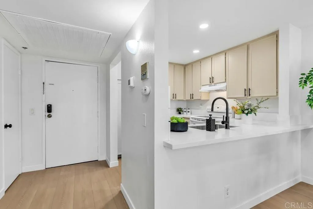 https://cdn.realtyfeed.com/cdn/127/307068012/6db42a42e0e6707819c40283909ed495.webp