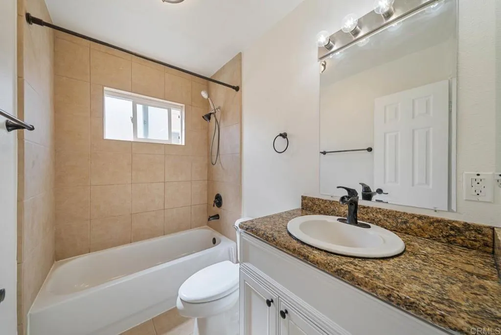 https://cdn.realtyfeed.com/cdn/127/307068025/bc1ba3916c7f947732deaae42b5028b8.webp
