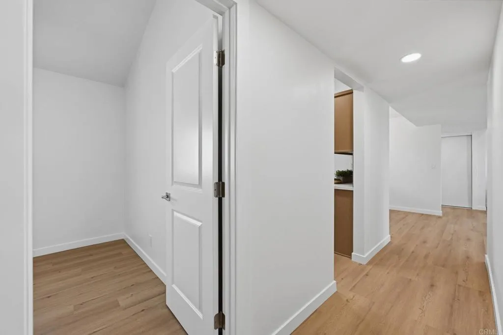 https://cdn.realtyfeed.com/cdn/127/307068032/094085b7d0c0844c9ffaf78dff7ebe96.webp