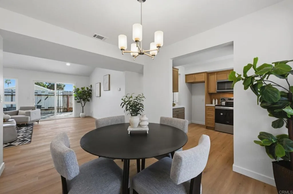 https://cdn.realtyfeed.com/cdn/127/307068032/43f286af4bf16479514d1f3bbdcd09e3.webp