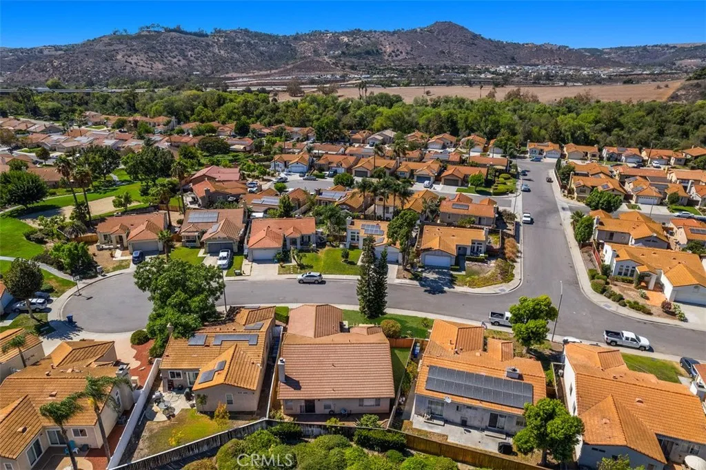 https://cdn.realtyfeed.com/cdn/127/307068040/564337f87454d31a81adb728a4f7e4db.webp