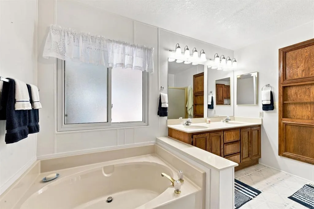 https://cdn.realtyfeed.com/cdn/127/307068050/27de7588d889c6eb4680a626c59f24ce.webp