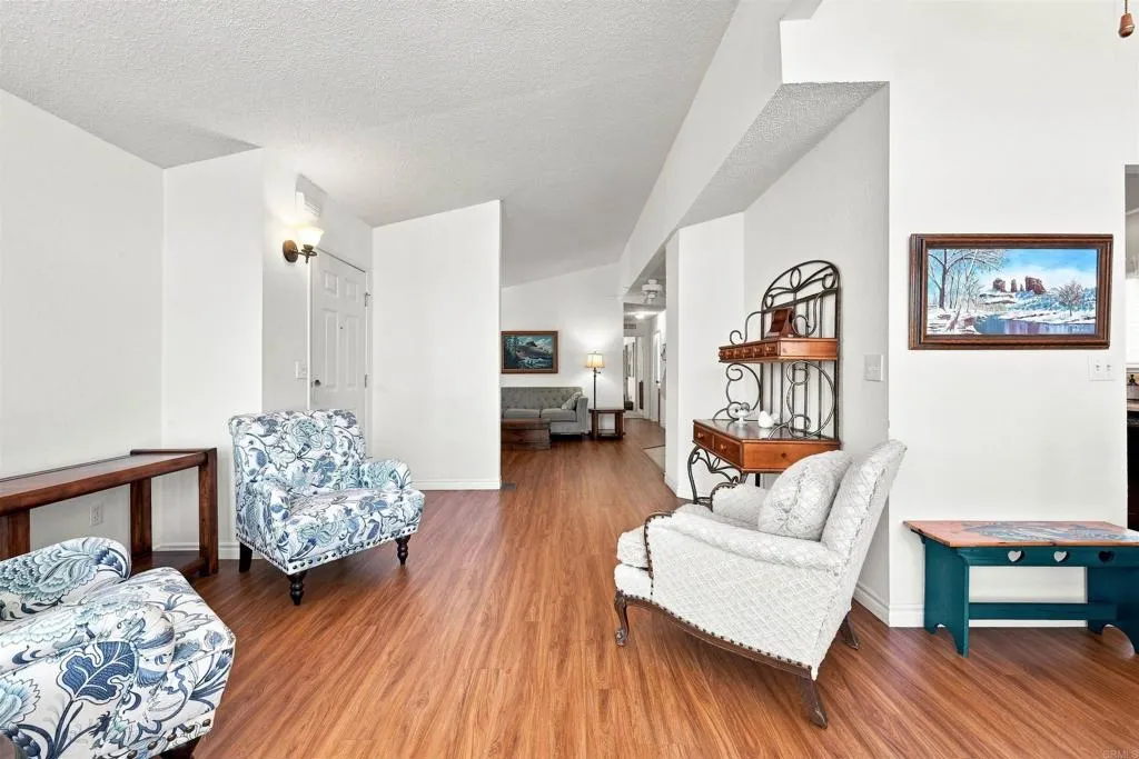 https://cdn.realtyfeed.com/cdn/127/307068050/41b8613cddb081cdb8ad23bb604a7480.webp