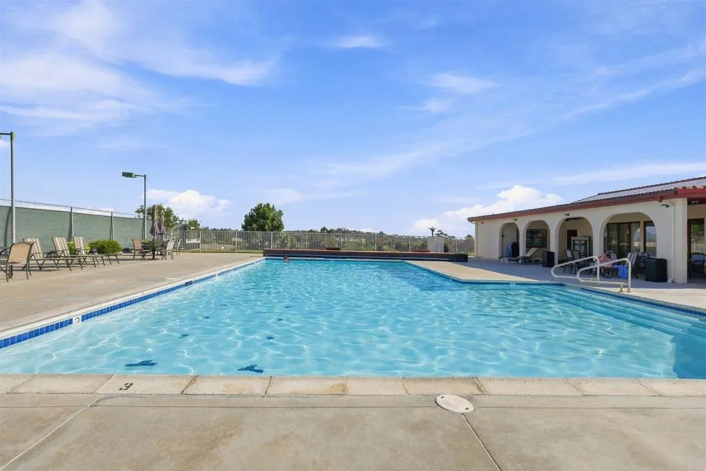 https://cdn.realtyfeed.com/cdn/127/307068050/7034af732b8dc64b969ce3f8c275d7a9.webp
