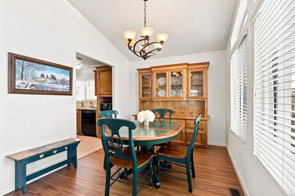 https://cdn.realtyfeed.com/cdn/127/307068050/a165f41bf0dd1d3071fc86e64ecd2086.webp