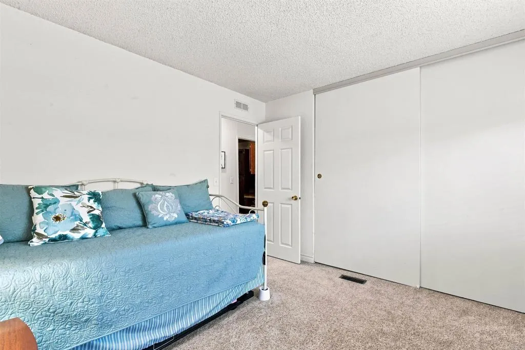 https://cdn.realtyfeed.com/cdn/127/307068050/d6d7466303ec4611342072046ac49c5a.webp