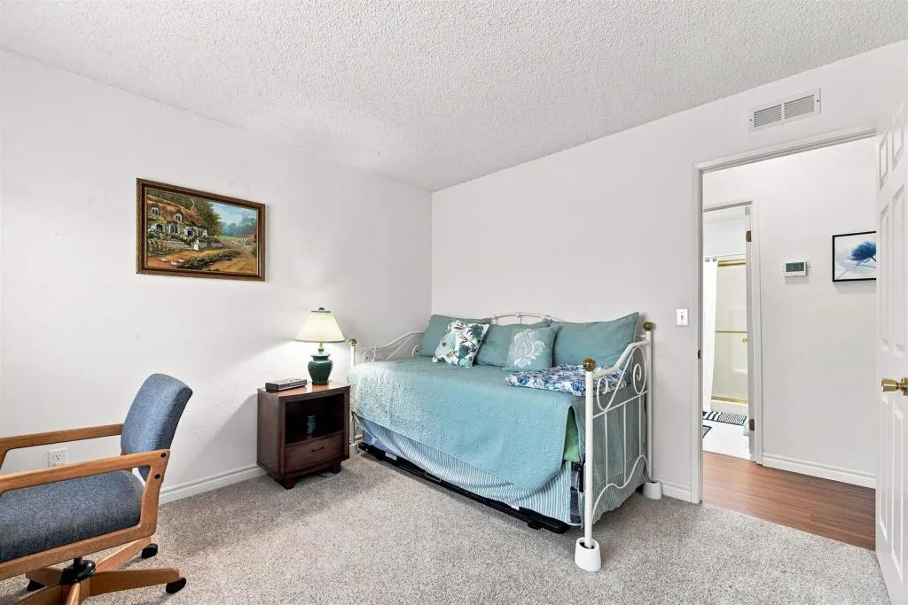 https://cdn.realtyfeed.com/cdn/127/307068050/df685cb3e78c7b1dc0985bf4bf2df262.webp