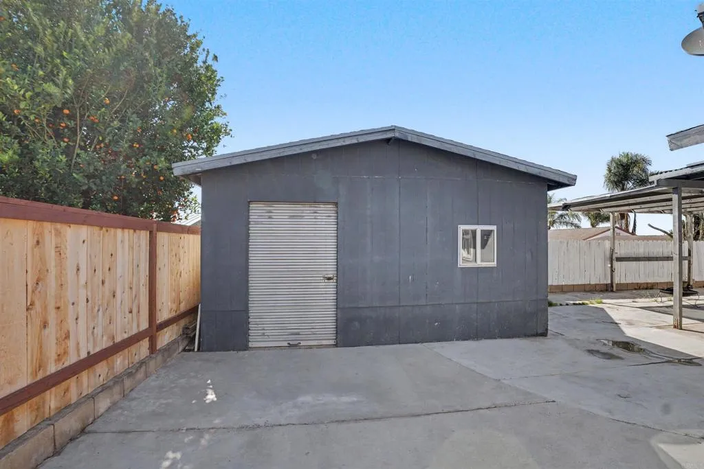 https://cdn.realtyfeed.com/cdn/127/307068054/3a35ff68d1454a488be540c1d375a901.webp