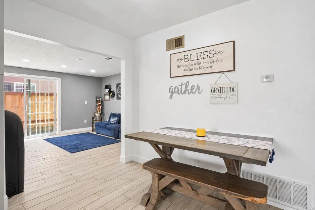 https://cdn.realtyfeed.com/cdn/127/307068054/9195da8d0dc494b2fc9d822185a981d5.webp