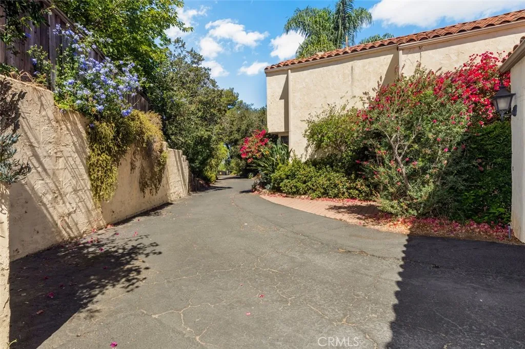 https://cdn.realtyfeed.com/cdn/127/307068097/42fff59808f0c1495d5b0003d47e0a03.webp