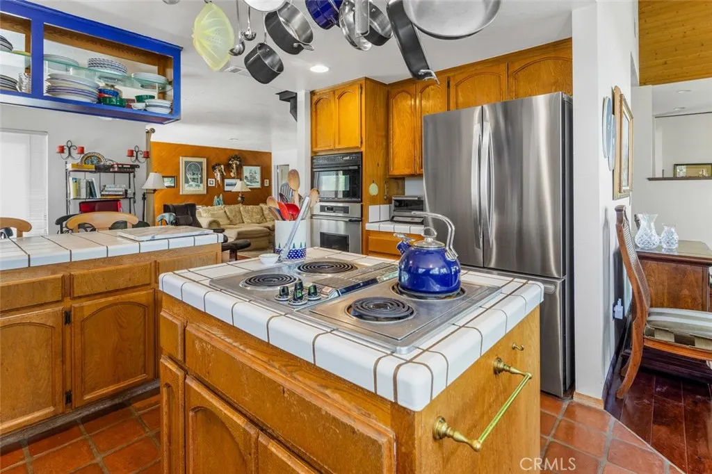 https://cdn.realtyfeed.com/cdn/127/307068097/6df86671af7b8f910b14e2964820e4c1.webp