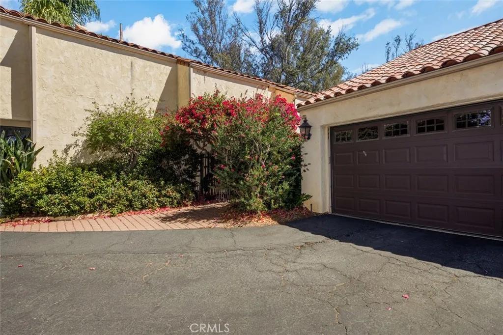 https://cdn.realtyfeed.com/cdn/127/307068097/7396b04650aab7bfa8971d78b669d37d.webp