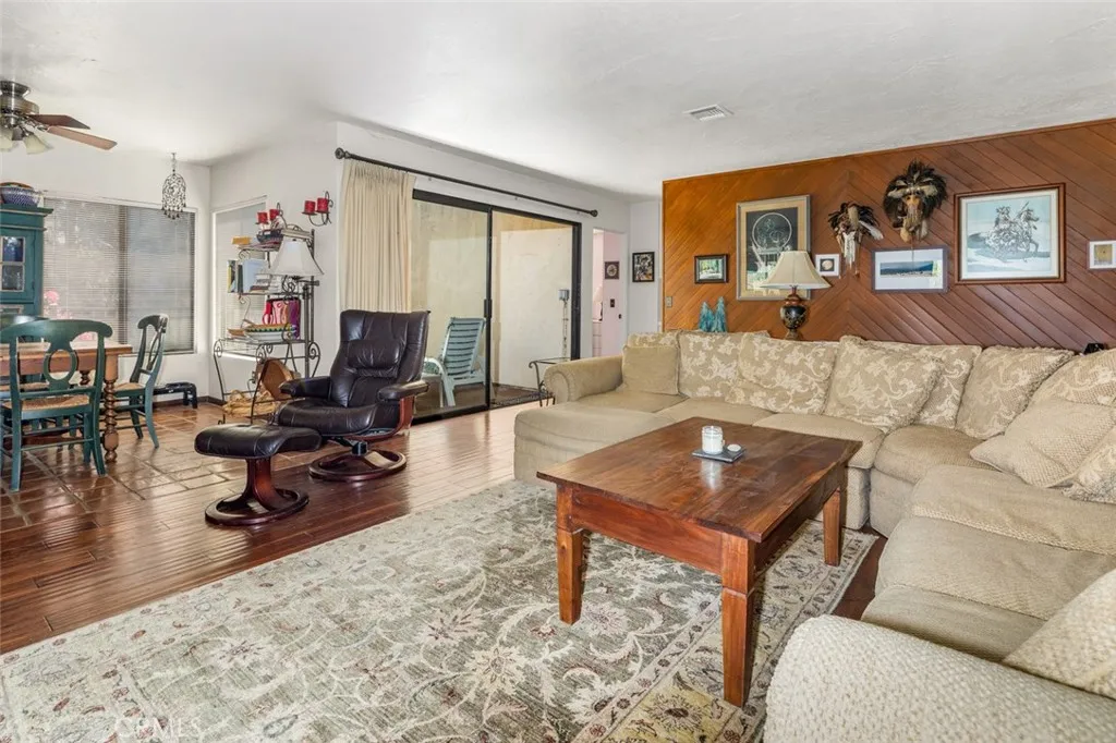 https://cdn.realtyfeed.com/cdn/127/307068097/8a5b436db9345cd17ba90000d3f2769a.webp