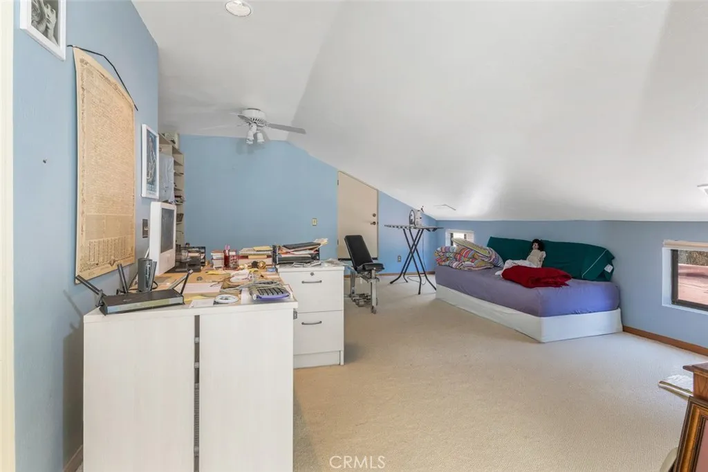 https://cdn.realtyfeed.com/cdn/127/307068097/9ab6b6a66358c4c0b7a7bc539438bba2.webp